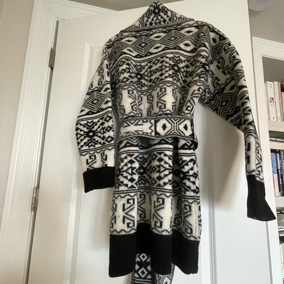 NWT Veronica Beard Carrington Sweater, sold out online but you can have this one - Picture 3 of 9